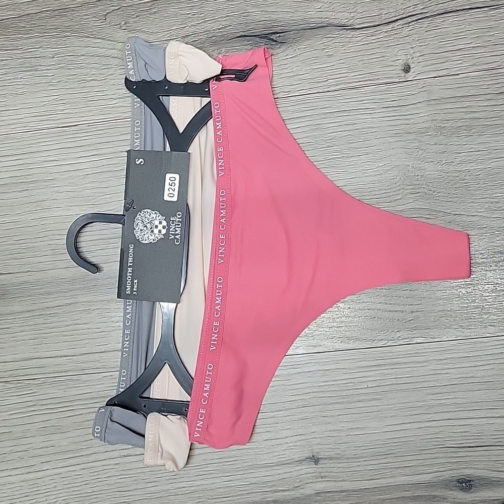 VINCE CAMUTO THONG.